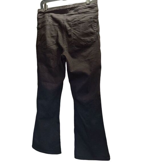 FREE PEOPLE We The Free Black Pull On Flare Jeans Boho Pants size Medium Stretch - Picture 2 of 4